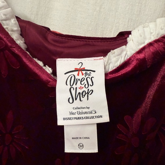 Disney’s Haunted Mansion Tightrope Girl Dress (Daisy De La Cruz) by Her Universe - Picture 5 of 10